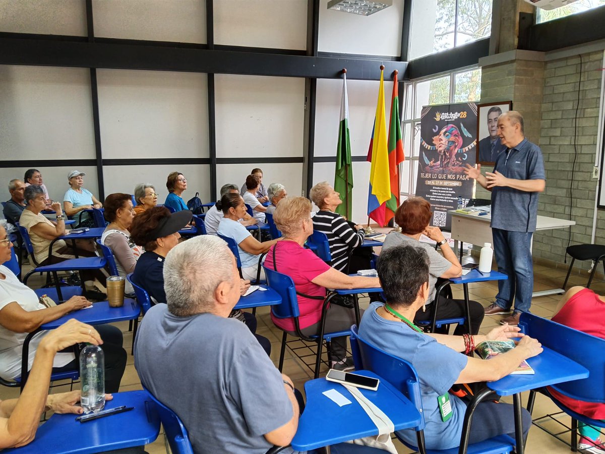 festiteatroenvi's tweet photo. HOY, LUNES 21 de septiembre,
En el Centro de Encuentro Ciudadano de San Marcos
estuvimos con @LUISGCORREAL en el conversatorio "¿Cómo enfrentar la enfermedad mental? Escribir para matar los demonios"
EN EL 28 FESTITEATRO ENVIGADO 2026
Organiza Corporación El Ágora en asocio con la
@AlcaldiaEnv y su Secretaría de Cultura.
Gracias a
@ComfenalcoAnt
#DESur
@Enviaseo
#LitografíaLineal
@IUEOficial
@Comfama
@AburraSur
Informes en el teléfono 604 4440445
Consulta la programación en el link https://t.co/ZpyCwQaZSp
Y allí mismo te puedes inscribir en cualquiera de las presentaciones o en los eventos del Festival