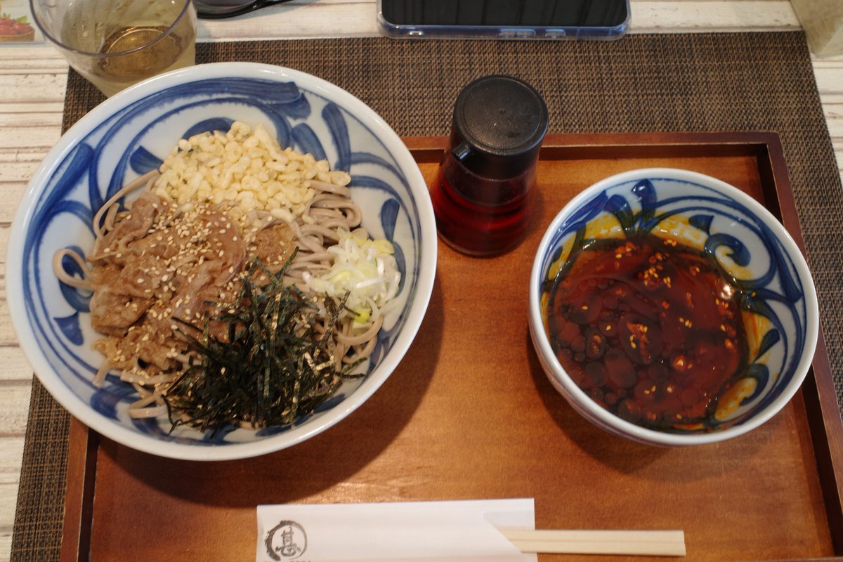 yuui_cx's tweet photo. 第２エイドは肉そば
今日の残暑ひどすぎる https://t.co/ScJXX6R9eS