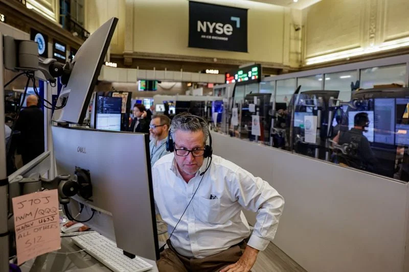 wonso_BS's tweet photo. Chip stocks staged a strong rebound, while AI strategies positioned themselves early to capture billions of dollars in artificial intelligence investment opportunities https://t.co/NxvczaLQrO