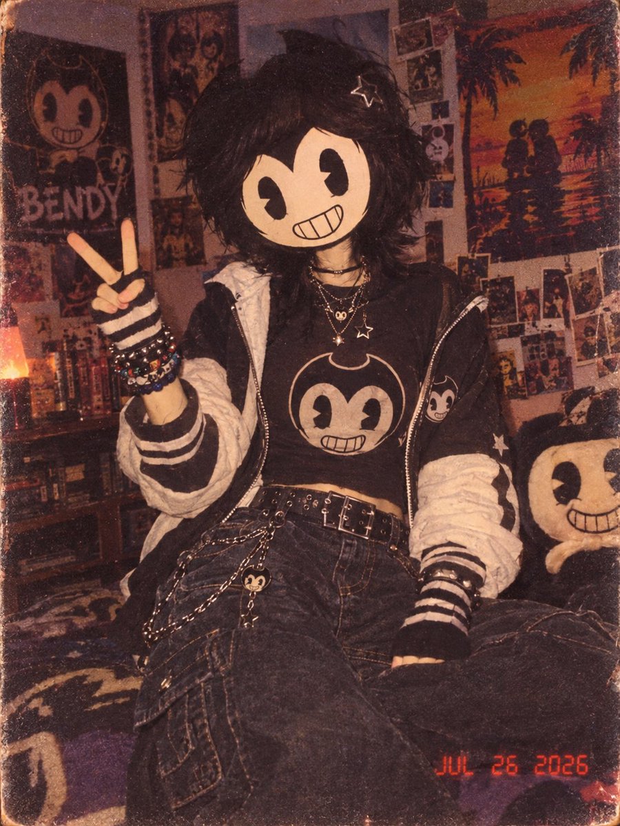 bendydori's tweet photo. @BonanusFanan It’s me Bendy my last name is Sihra https://t.co/cN3LGcpU0F
