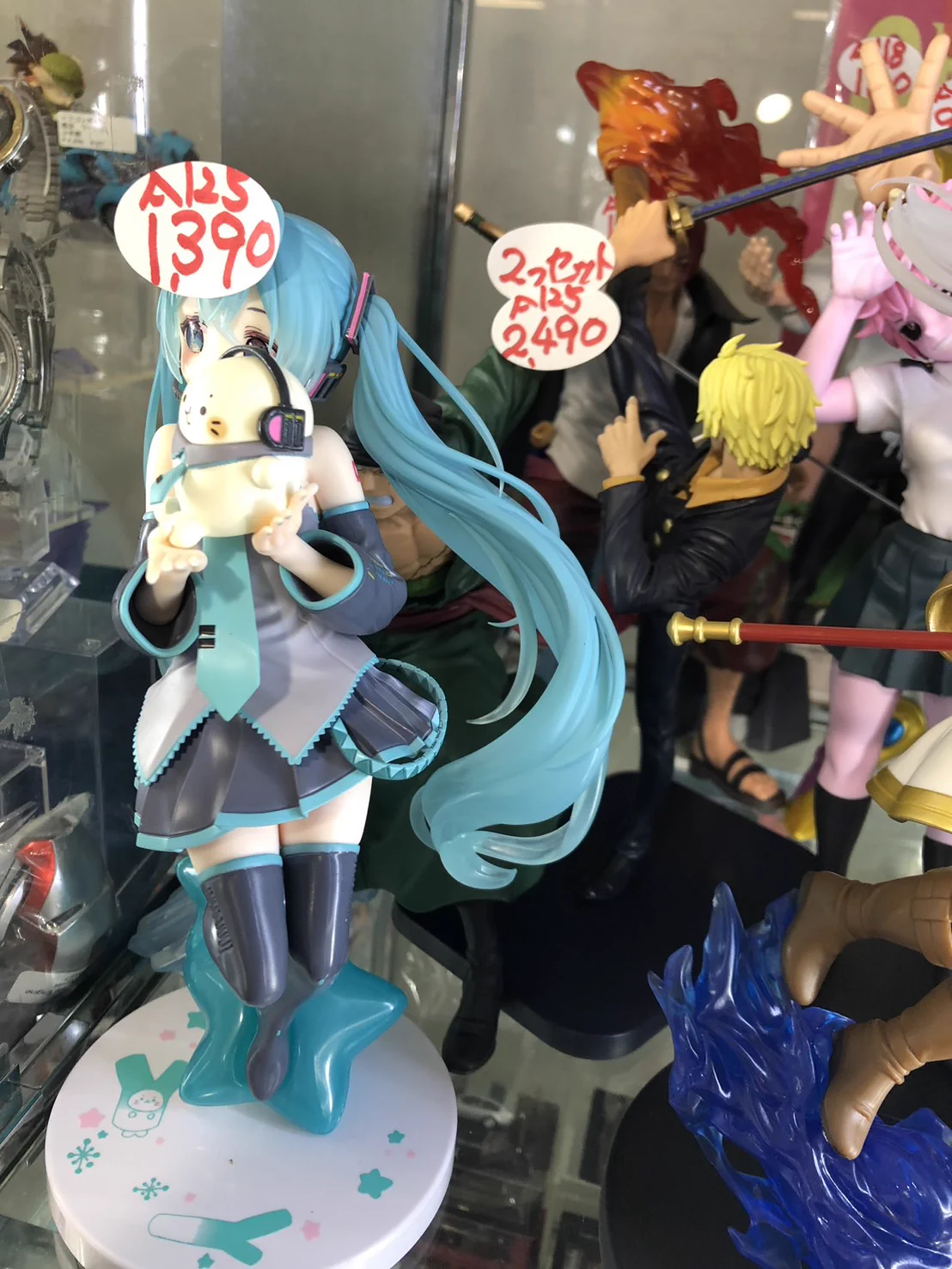 ONE PIECE ワンピース フィギュアまとめ売り ショーケース付き 引取
