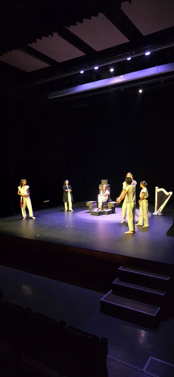 festiteatroenvi's tweet photo. HOY, LUNES 21 de septiembre,
"SUEÑO EN EL BOSQUE" del grupo de Teatro de la Salle Envigado @salleenvigado 
EN EL 28 FESTITEATRO ENVIGADO 2026
Organiza Corporación El Ágora en asocio con la
@AlcaldiaEnv y su Secretaría de Cultura.
Gracias a
@ComfenalcoAnt
#DESur
@Enviaseo
#LitografíaLineal
@IUEOficial
@Comfama
@AburraSur
Informes en el teléfono 604 4440445
Consulta la programación en el link https://t.co/ZpyCwQaZSp
Y allí mismo te puedes inscribir en cualquiera de las presentaciones o en los eventos del Festival