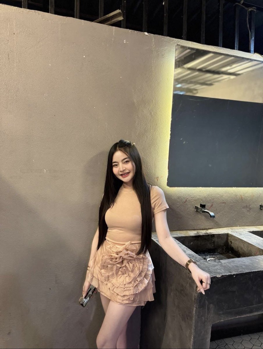 LinetteChavat's tweet photo. ตอนแรกก็ไม่เชื่อ จนกระทั่งลองใช้เอง... ไอเทมลับที่บิวตี้บล็อกเกอร์เกาหลีโหวตให้เป็นอันดับ 1!" 🦋 ครีมกันแดดเนื้อซูเฟล่ บางเบา คุมมันนาน 🌤️

#รับงานบึงกาฬ #บึงกาฬ #เซกา #ปากคาด https://t.co/tgYrmCstq4