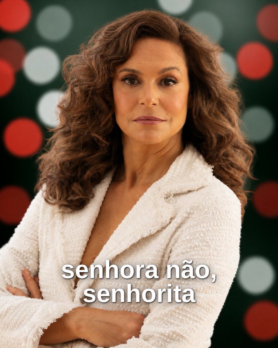 giovannagoldcf's tweet photo. E É COM ESSA VOZ AVELUDADA QUE A SENHORITA GIOVANNA ENTREGA TUDO! 🗣️🔥

#AFazenda18 #TeamGiovanna 📸: @acervogiogold https://t.co/KAOh6f6XXH