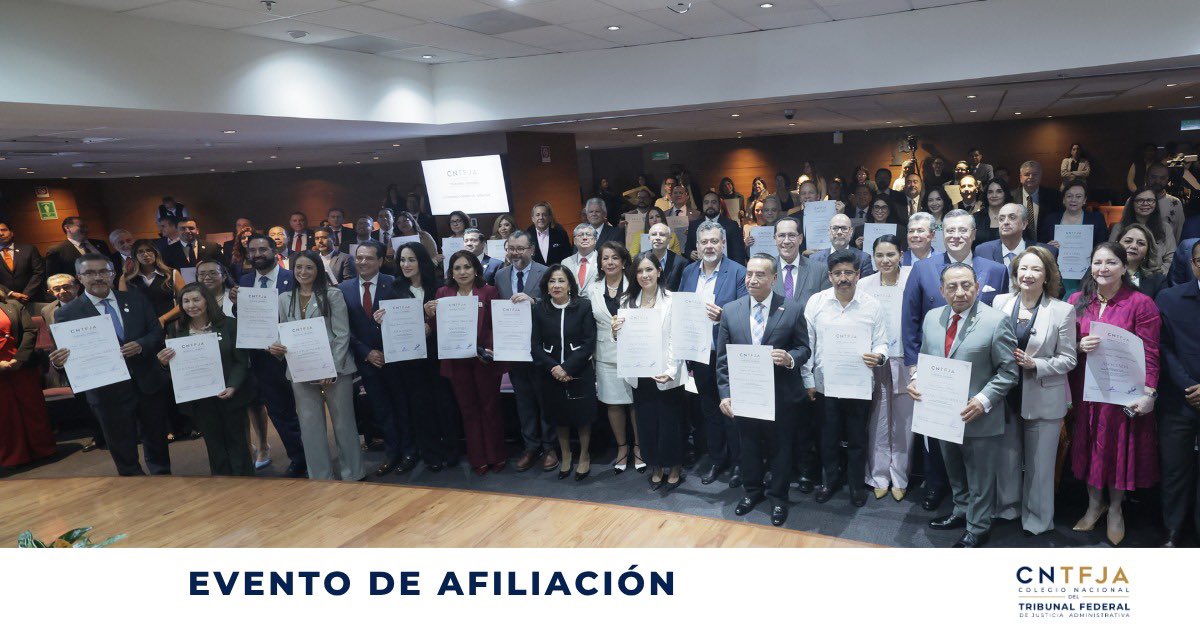 ColegioTFJA's tweet photo. Compartimos algunos momentos del Evento de Afiliación del Colegio Nacional del TFJA. 

Este encuentro reafirmó el compromiso de construir una comunidad orientada al intercambio de conocimientos, la profesionalización y el fortalecimiento de la justicia administrativa en México. https://t.co/kw40Fv5WH4