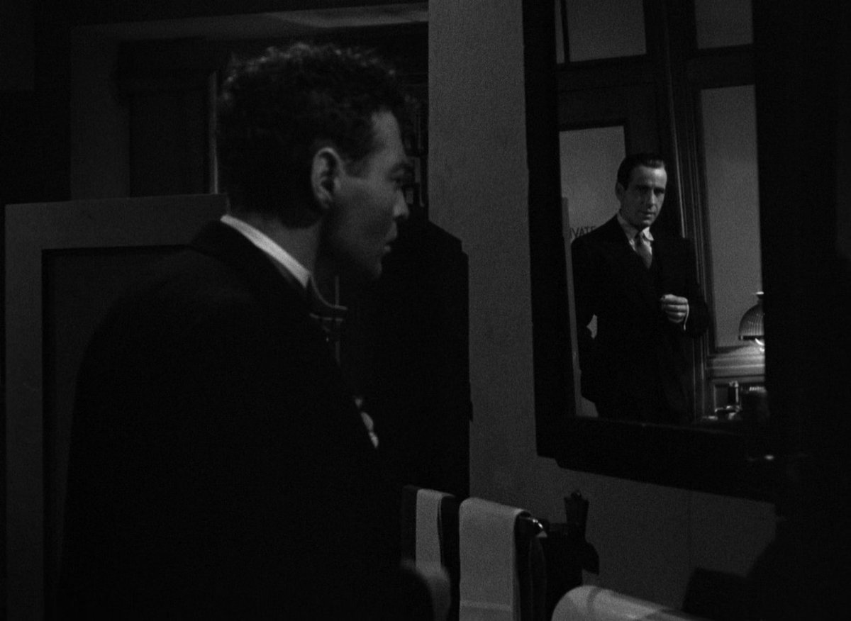 SYtbek's tweet photo. The Maltese Falcon [1941]
Directed by: John Huston
Cinematographer: Arthur Edeson
#TheMalteseFalcon #JohnHuston #HumphreyBogart #MaryAstor #PeterLorre #SydneyGreenstreet #film #cinematography #FullHD https://t.co/rdP2KErMph