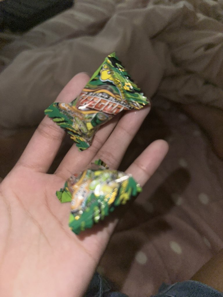 Mioruu3's tweet photo. このお菓子美味い https://t.co/IYXP3OrY7J