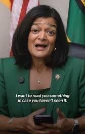 Weedhopper777's tweet photo. @Emmaiid11 Yeah you look like he hit you in the Face a lot 🤔 Was Jaya pal there too 😳 🎪🏳️‍🌈🧚‍♀️🫏💨 https://t.co/o0vus4UmY2