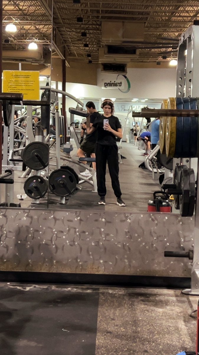 nanih_tx's tweet photo. Gadget got me a new shiny while I was working out https://t.co/tpSfHOPo3B