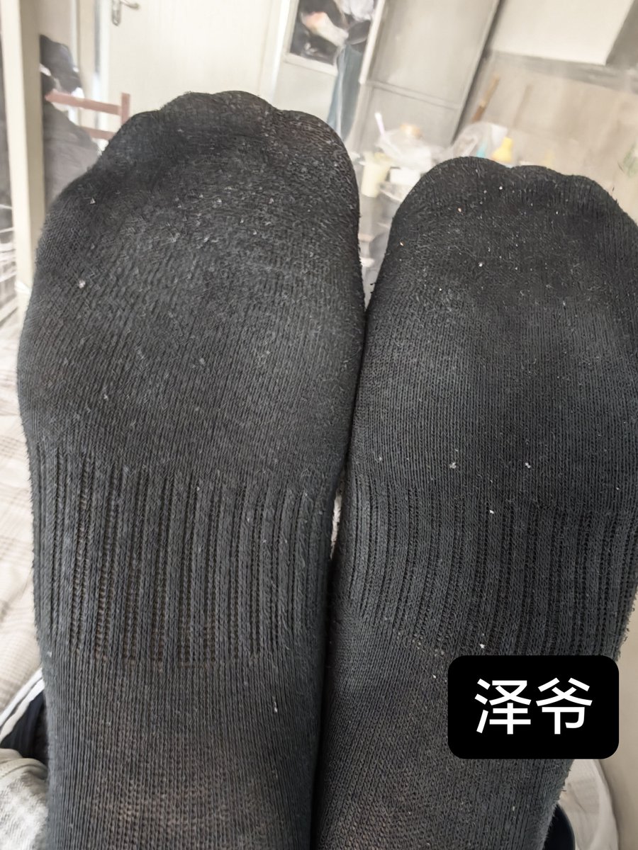 weizedjb's tweet photo. 穿成丝袜了 谁想把脸盖上去 #泽爷 #祖宗亲爹 #雄臭 #黑袜 #丝袜 #反光黑袜 #黑袜大臭脚 #学生爹 #恶堕 #gooner #无脑傻逼 #无脑恶堕 #反差 #伪s https://t.co/mN46JiIwMI