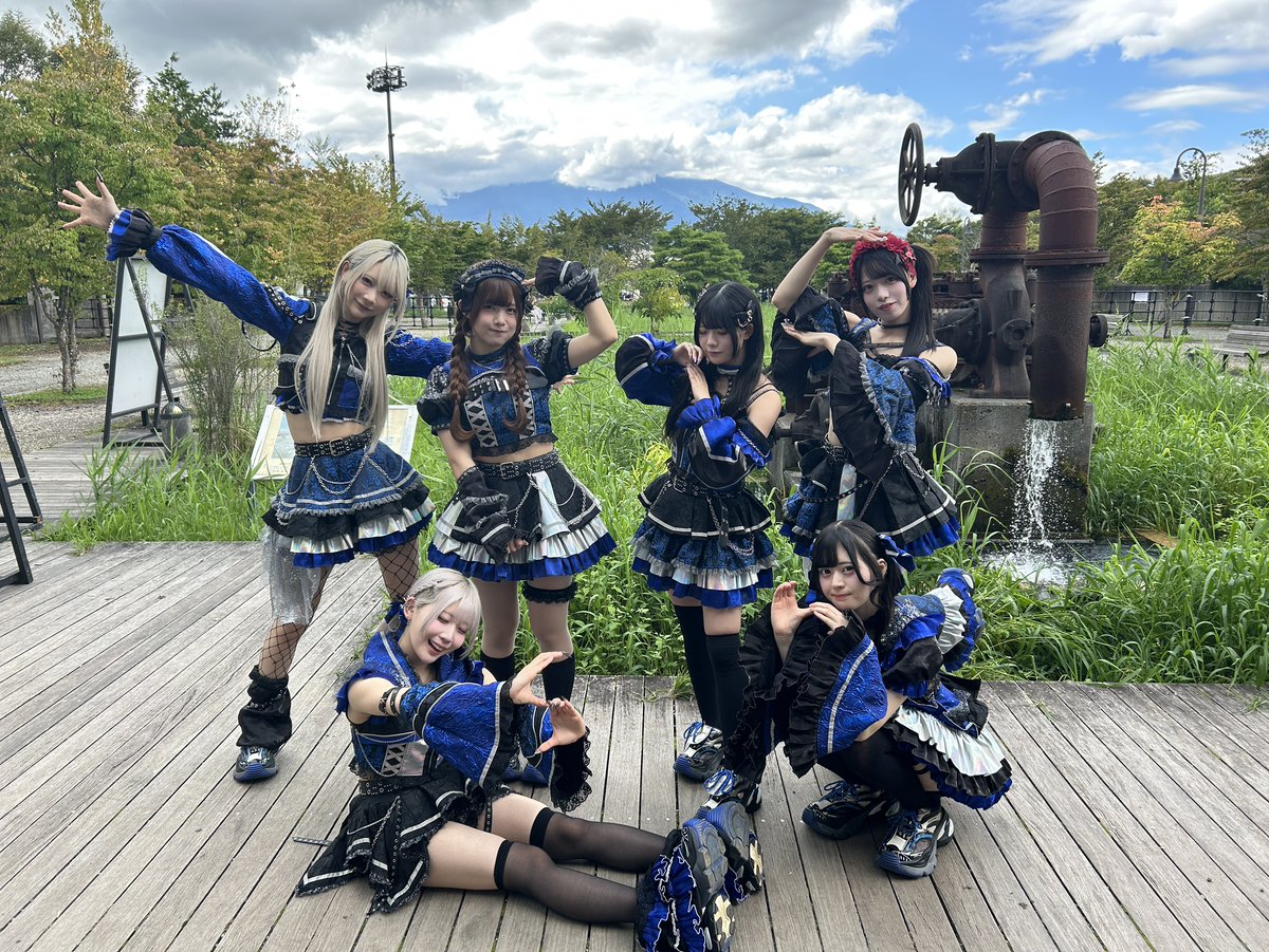 👘KAMURO STAGE 13:15-13:35 VVSiS さんです👘 (@VVSiS_Official ) 📷静止画&動画共にNG 🎫チケットはこちら https:/