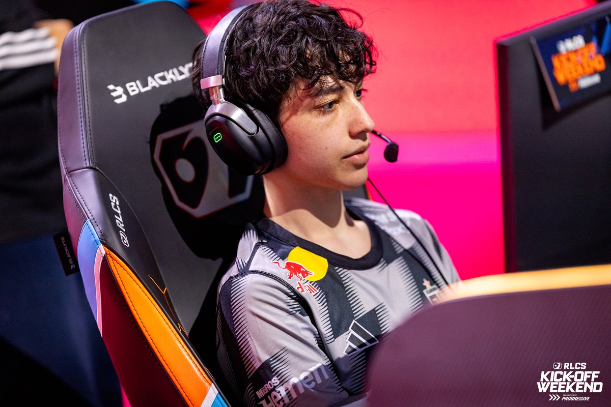 belleairballer's tweet photo. Who are some of the best players in the RLCS who didn't compete at the World Championship? https://t.co/Pv4StFGMOU