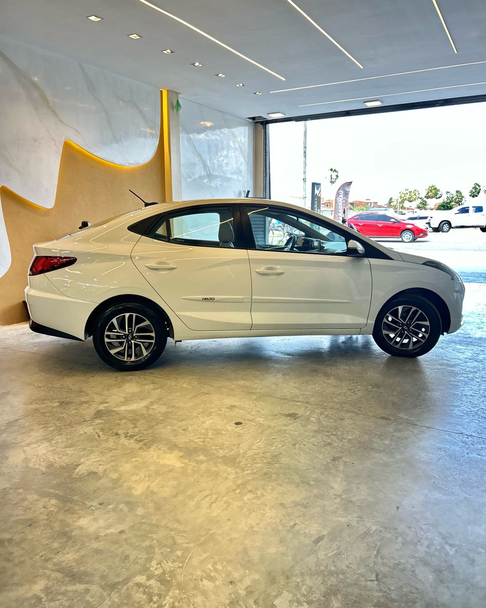 lilyrodrigifwp's tweet photo. Hyundai HB20S Vision 1. 6 automatic, model year 2020/21, 96, 000 km. Leather seats, air conditioning, electric steering, multimedia system, reverse sensors and camera, new tires, electric windows and mirrors, multifunction steering wheel, alarm, https://t.co/wve7frlzYT