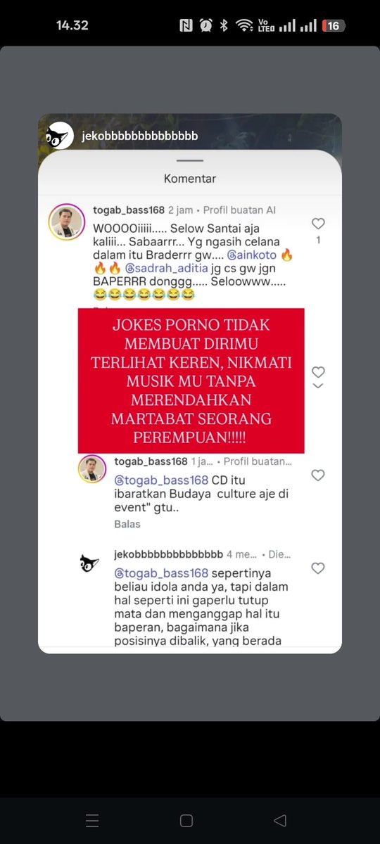 SistersInDanger's tweet photo. Ini video kejadian, testi temen goblok, & penonton lain. Temen gobloknya ini bilang "CD itu ibaratkan budaya culture di event", dih otak & omongan lu aja ga beres 😂😂🐷🐽

Natasya & band udah didampingi pengacara, kayaknya akan laporkan pidana kekerasan seksual pelaku ke polisi. Mantap, kami dukung! 💪🔥