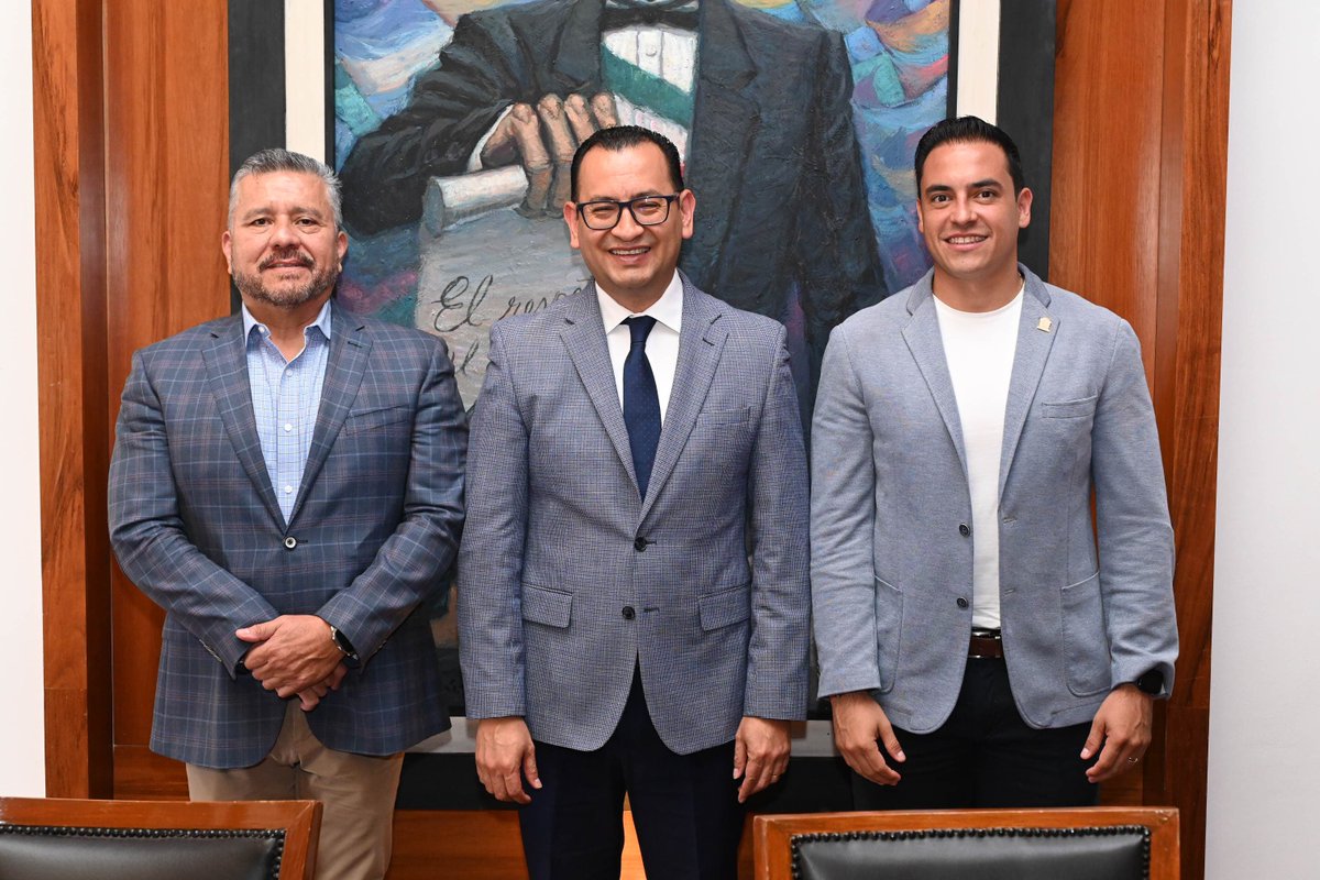 chrisenriquezh's tweet photo. Dimos seguimiento al proyecto del nuevo Hospital General del @ISSSTE_mx en #Irapuato.

Acordamos reuniones semanales, intercambio de información y una ruta clara para que avance con responsabilidades concretas.

Menos intención y más acuerdos. Seguimos sumando voluntades para hacerlo realidad. #Irapuato #ISSSTE