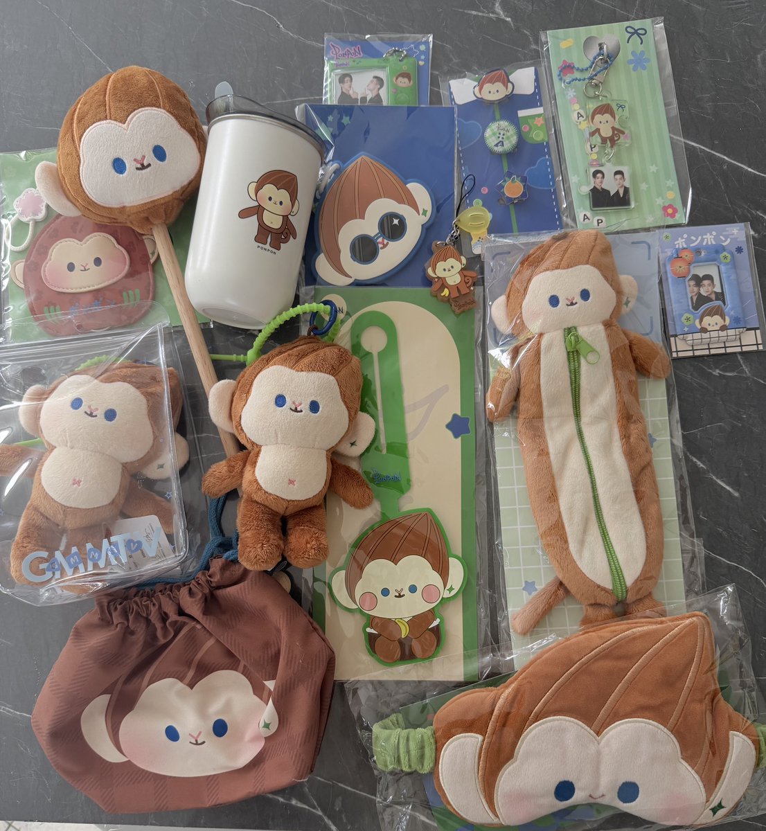 doublewsn's tweet photo. เพิ่งเกิดเมื่อเดือน 6 แต่หมดให้หนูไปเป็นหมื่นแล้วไม่เกินจริง 555555 ความรักแหล่ะ #PONPON https://t.co/qc2KrNTRcL