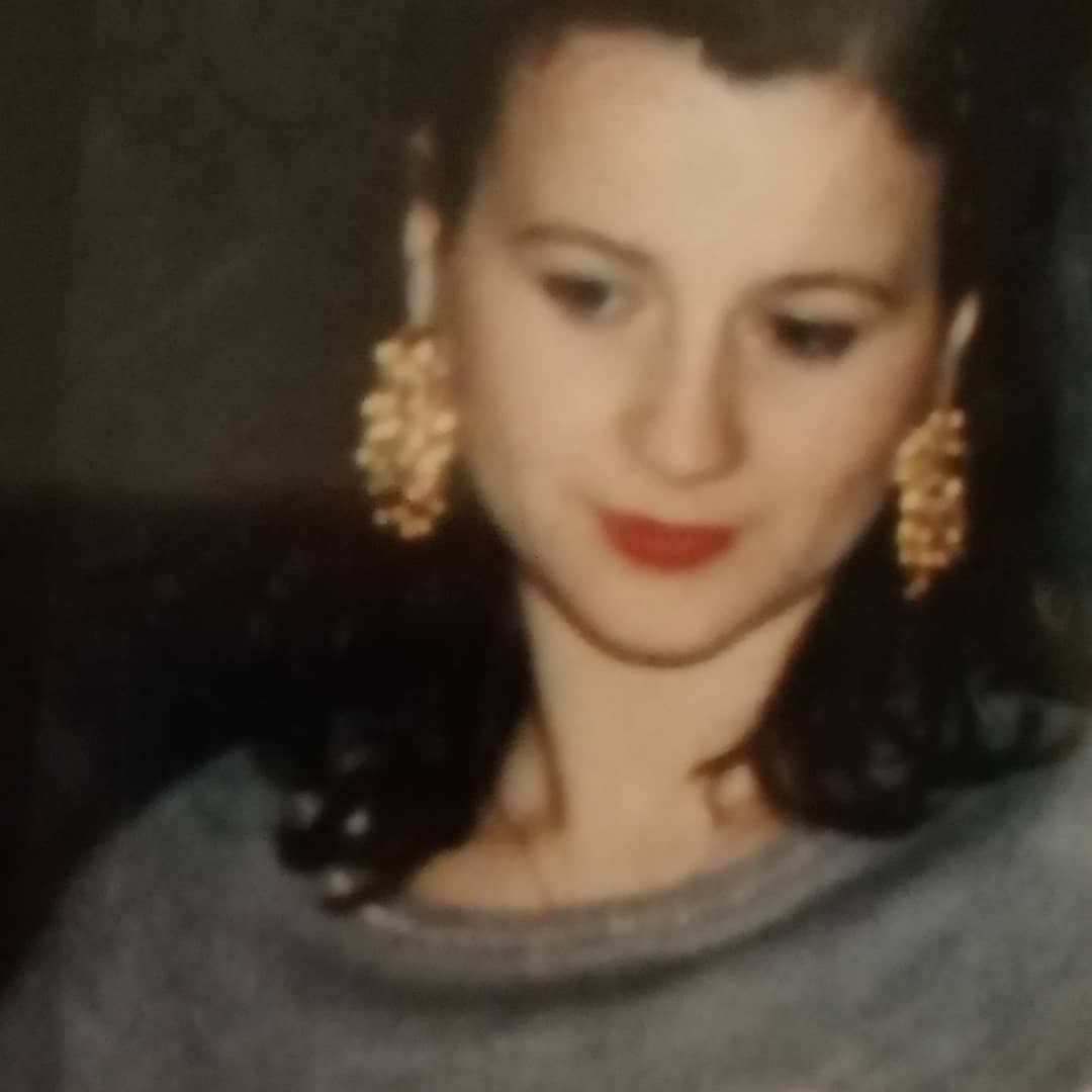 savannahsa9fg2's tweet photo. Me, many years ago. If you want to live a happy life, tie it to a goal—not to people or things. —Albert Einstein https://t.co/I14Qo3B0JG