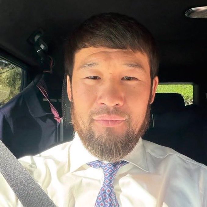 onaviro's tweet photo. @PINKMOX i know his ex wife laughing rn https://t.co/RgTPKLwg8i
