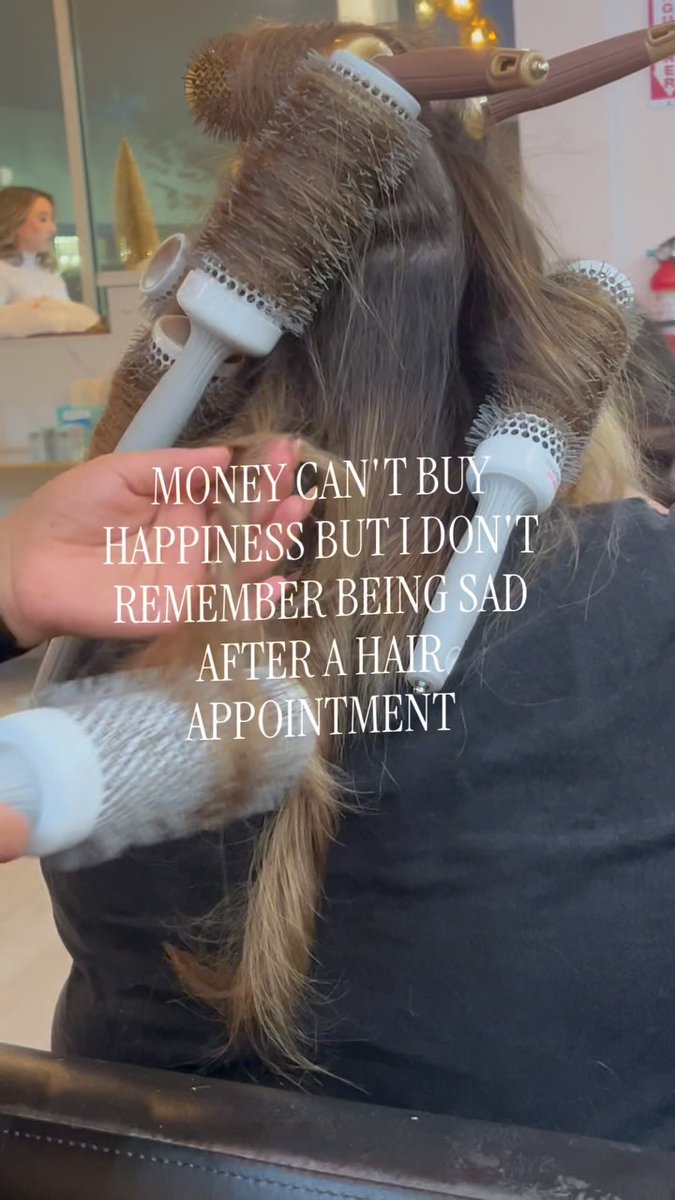 hannahyoungmpxv's tweet photo. Nothing a fresh color, blowout, and a little salon therapy can’t fix. https://t.co/8Aia4UyHxR