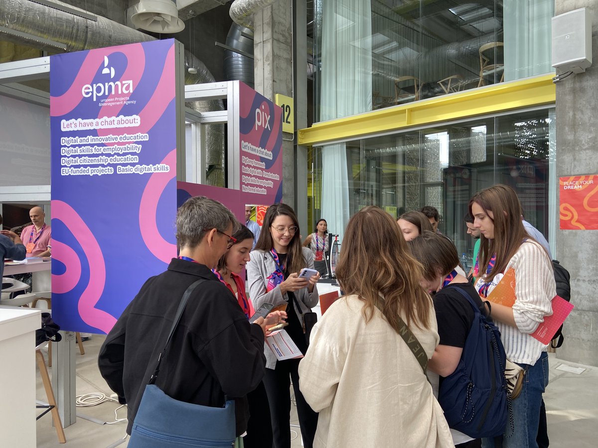 m4_social's tweet photo. 📍 El 22 i 23/9 som a #Belgrad (Sèrbia) per participar en l'#AllDigitalSummit2026 @AllDigitalEU, un dels principals esdeveniments europeus sobre competències digitals i inclusió que connecta persones expertes d'arreu del continent.

Donant veu a la #InnovacióTercerSector. 🗣 https://t.co/WRMuOxKylg