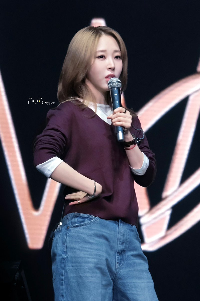 lyyyyy1224's tweet photo. 260922 마마무 문별  [4WARD] 멜버른 soundcheck
MAMAMOO WORLD TOUR in Melbourne

#마마무 #문별 #mamamoo #Moonbyul 
#MAMAMOO #4WARD  
#MAMAMOO2026  
#MAMAMOO_2026_WORLD_TOUR https://t.co/yU7IZHwz9v