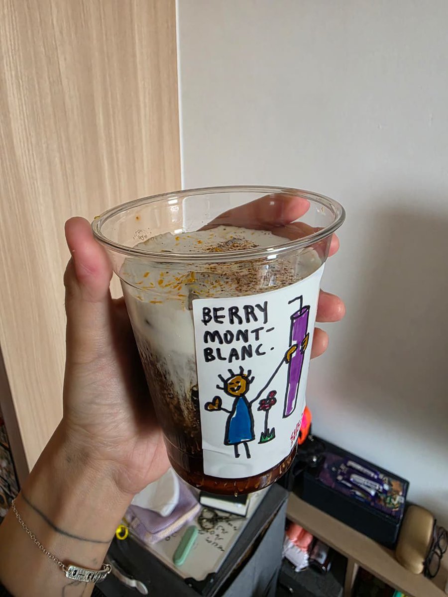 PROPAGAYNDER's tweet photo. bantu rt lg🥺🥺 haaiii! yang daerah jaksel lebak bulus cilandak yuk beli jualan akuuu🥹🥹🥹🥹 enak bgt serius (kata banyak orang) garlic butter shrimp, thai tea dan montblanc🥺🥹🥹 pengiriman bisa pickup sendiri atau by gosend dll yahh. dm akuu atau no wa aku yah di 081336044859 https://t.co/B6Buja2Mvp