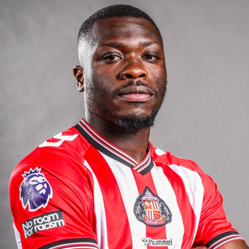 TheMatchdayHQ's tweet photo. 🚨🚨 | 𝐁𝐑𝐄𝐀𝐊𝐈𝐍𝐆: Chelsea remain INTERESTED in Sunderland striker Brian Brobbey after CONSIDERING him in the summer. 👀

[@siphillipssport] https://t.co/6OfOwAGpMO