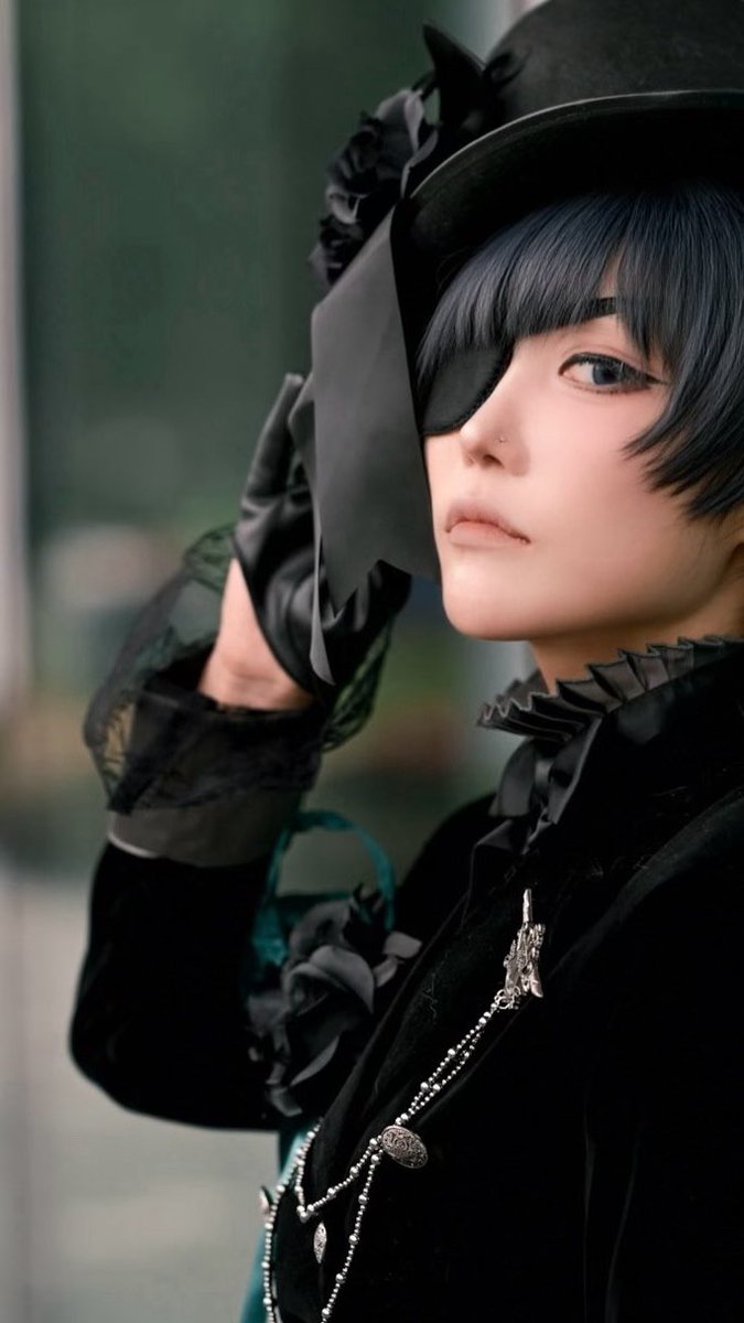 Omimuco's tweet photo. 「これは命令だ。」

#黒執事 #cos #cosplay https://t.co/uvXNgQURmb