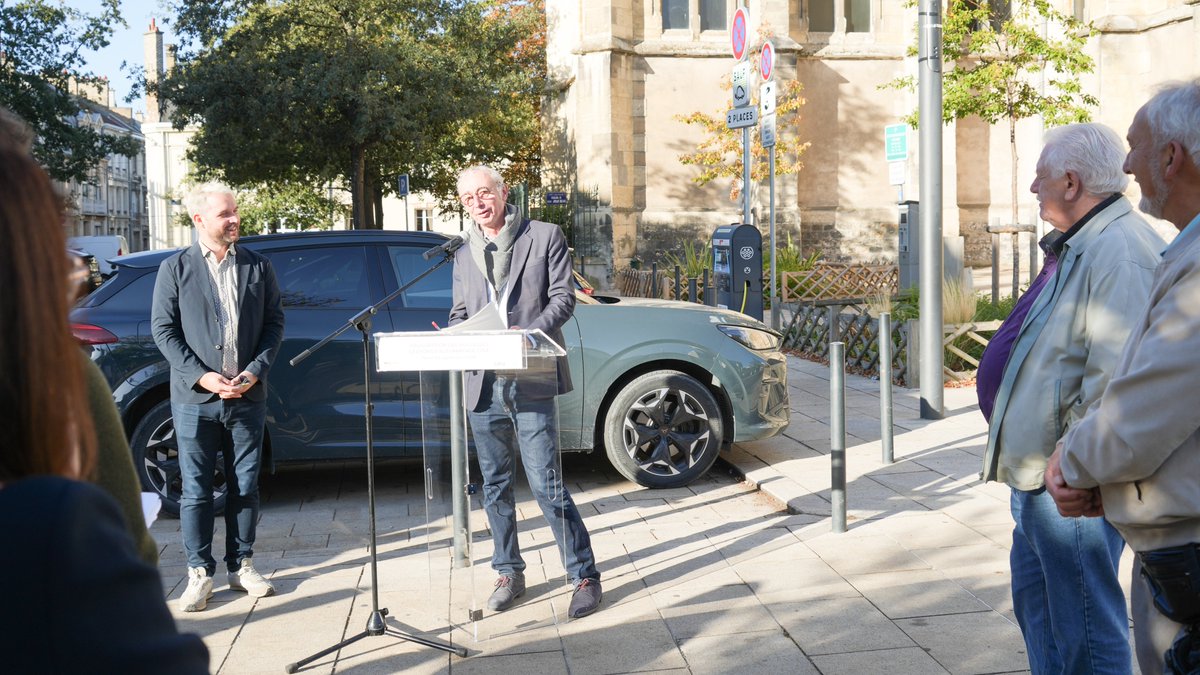 GrandReims's tweet photo. Une station d’autopartage #CITIZ est désormais accessible sur le parking de l’église Saint-Thomas, avenue de Laon à @VilledeReims. Cette #implantation renforce le réseau d’#autopartage et propose une solution de #mobilité pratique et flexible pour les déplacements du quotidien. https://t.co/spaXnwWlX9