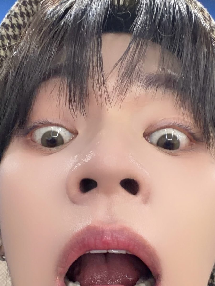 AnotherJLstan's tweet photo. “close up” shots by JL

JUST JL THINGS
#JLandHisGoofiness
#JL #제이엘
#AHOF #아홉 https://t.co/W0hc22y358