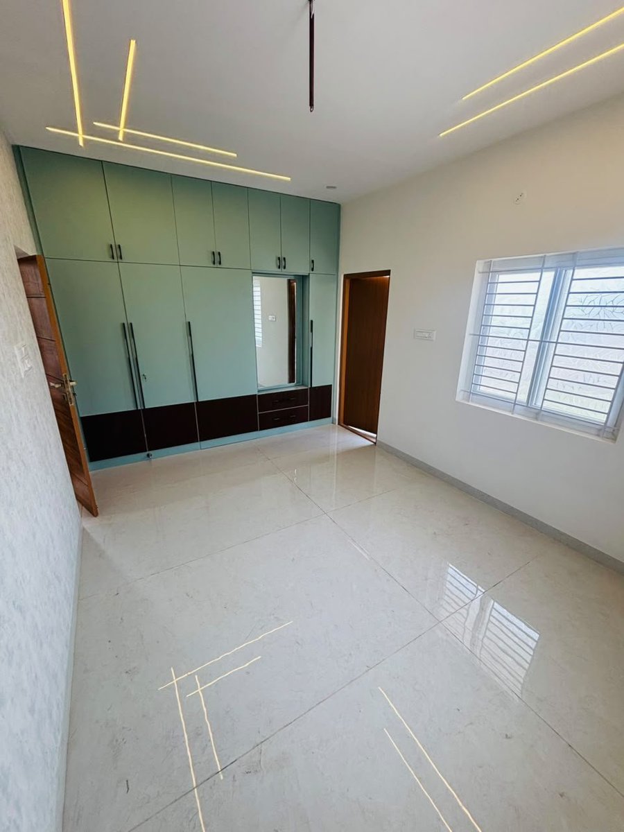 abiinfra's tweet photo. Explore this spacious north-facing 3BHK independent home in Keeranatham, Saravanampatti, Coimbatore!
​• Plot Area: 3 Cents (25×50 Ft) | Built-Up: 2,500 Sq.Ft
• Features: DTCP Approved, Bank Loan Available

📞 Contact ABI Infrastructure: +91 99629 86986 https://t.co/wa59cpvIgE