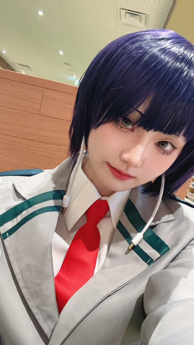 aoi_soto_10511's tweet photo. 離脱！！学園回楽しかった！
メイクボロボロだったけど褒めてくれる人もいて嬉しかった😭😭

 #大コス https://t.co/nItV5MTrZD