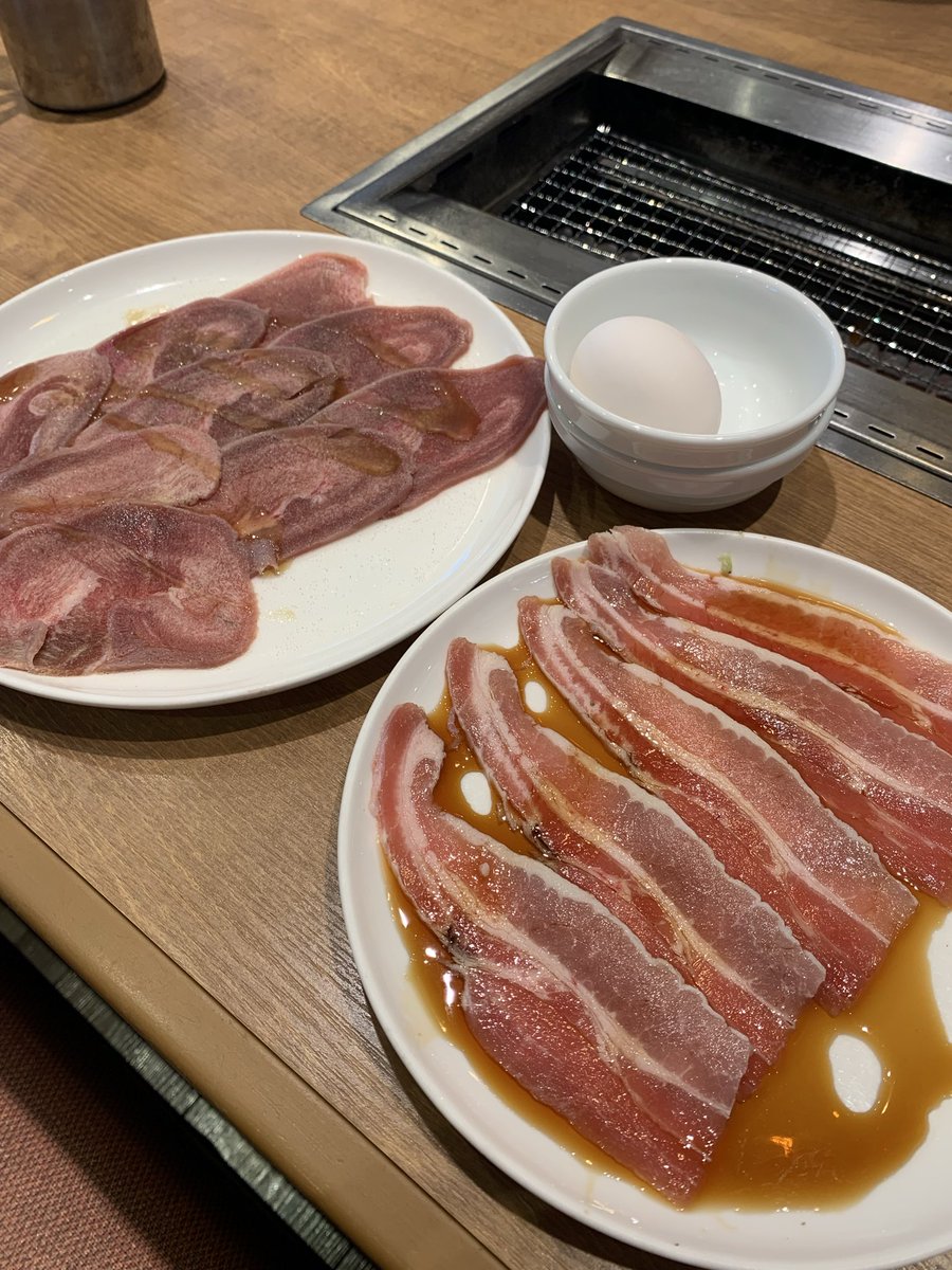 flaph_silas's tweet photo. プレミアムカルビ

台風一過のシルバーウィーク🌀
久々のブュッフェ🍽️

肉肉肉海老🥩🥩🥩🦐
トロロ御飯に長芋キムチが旨い😋

食べ過ぎなので、芝刈してカロリーOFF

#おそとごはん https://t.co/1z6JapLWiN