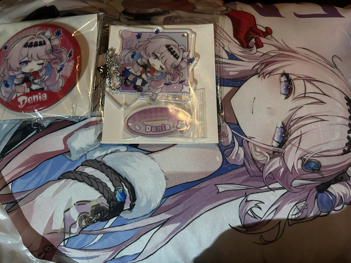 RqFhy_'s tweet photo. 本日の戦利品💯 https://t.co/mYGgTLq6M2