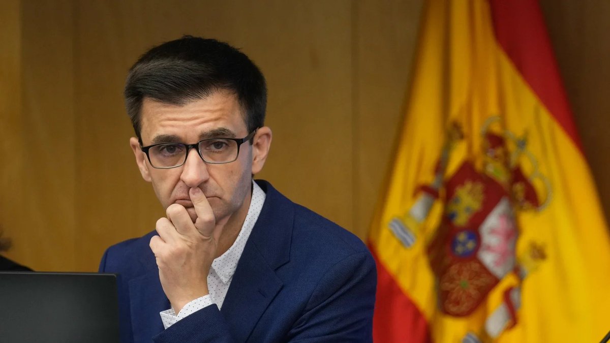 eurospaincom's tweet photo. 🇪🇸Jose Pablo López, presidente de RTVE, propondrá al consejo de Administración que España no participe en Eurovisión 2027.

Destaca que las negociaciones con la UER han avanzado, pero subraya que no pueden hacer una "evaluación complaciente" de la situación mientras Israel mantenga su participación en el certamen.

Toda la información en https://t.co/WlFSOU4gJo