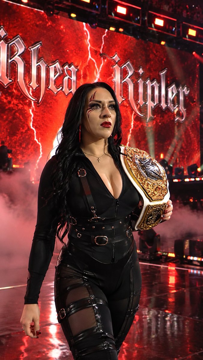 CountryLesnar's tweet photo. Stephanie Vaquer HQ Wallpapers from RAW😩💦 

#wweraw #stephanievaquer #wwe #livmorgan #prowrestling #smackdown https://t.co/hDheeNWLoz