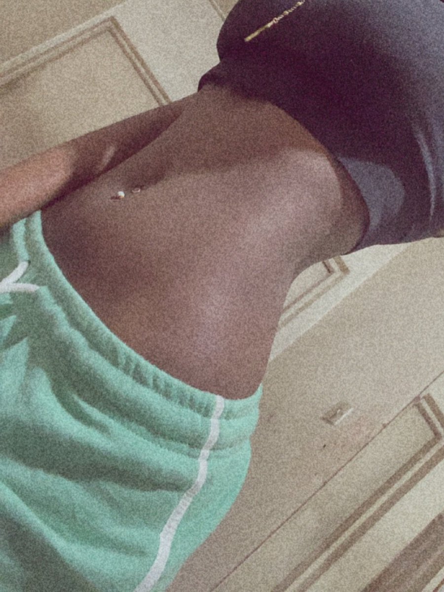 avila2pretty's tweet photo. My waist is such a work of art 😩🥹 https://t.co/FoCPxIkwZd