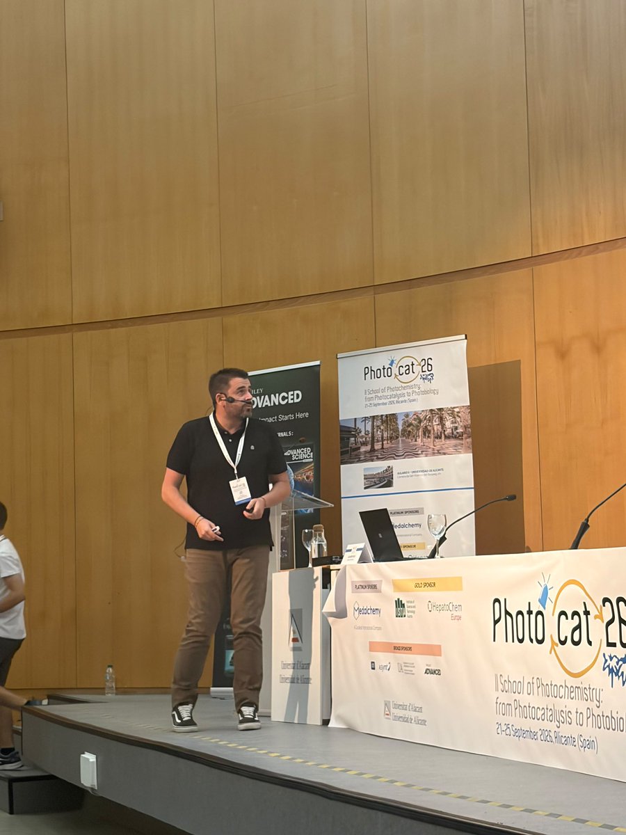 photocat26's tweet photo. 🗣️ And here are the first oral presentations of the session! 🧪✨
What incredible chemistry, everyone! 🤩 It’s been so enriching to listen to all of you and learn from your work. 👏🔬
Keep it coming! 🚀
#Photocat2026 https://t.co/IPpYUznUqQ