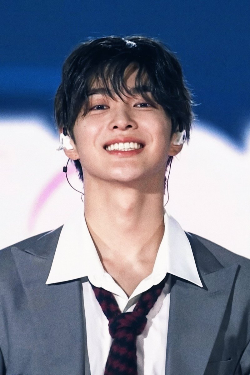 keonhoguide's tweet photo. HE LOOKS SO GOOD ♡

MC KEONHO CENTER STAGE

#KEONichiwaJapan 
#ゴンホ一番星 #건호
#KEONHO #CORTIS https://t.co/7cZwXvZTPD