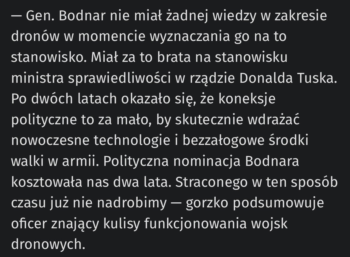 trajektoriePL's tweet photo. — To jest mądry gość, ale z dronami ma tyle wspólnego, co ja z baletem — mówi oficer z Dowództwa Generalnego.

Gdybyście się zastanawiali czemu nie ma żadnych wdrożeń AI to właśnie między innymi dlatego. 

Źródło: @Wyrwal https://t.co/4qXtp5Ypnw