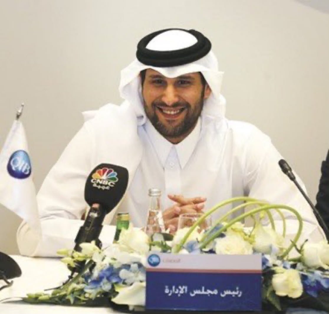 StretfordEndT_'s tweet photo. 🚨🇶🇦 𝐁𝐑𝐄𝐀𝐊𝐈𝐍𝐆: Sources close to the Qataris believe that they have REIGNITED their interest in buying Manchester United.

The Qataris are ready to OVERPAY to buy #MUFC.

(@SkySportPL) https://t.co/bssIK7uI8P