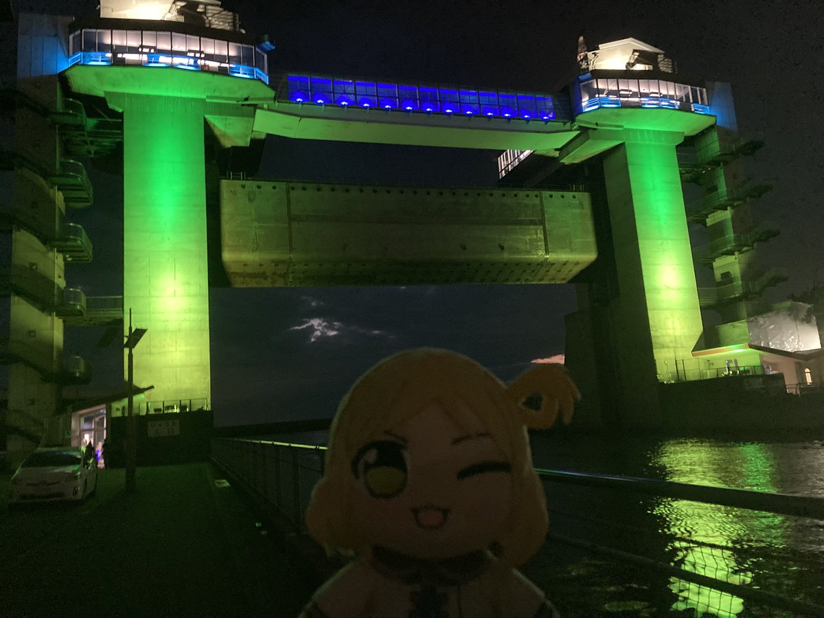ymm24llss's tweet photo. 今日のびゅうお✨果南ちゃんカラー✨ https://t.co/RyhCBUNOVE