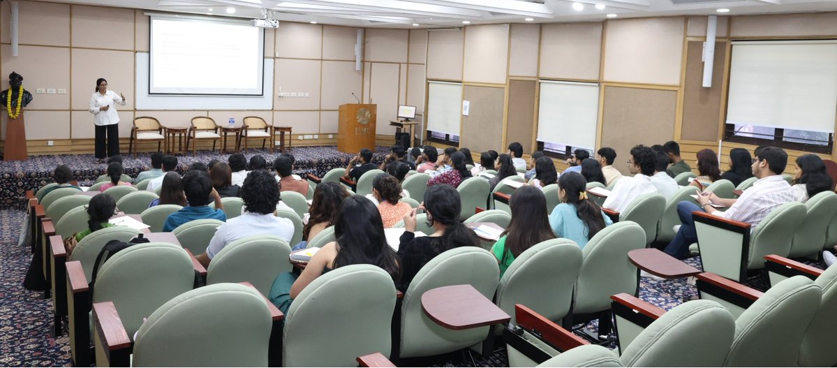 IIMC_India's tweet photo. Workshop on the #POSHAct (Prevention of Sexual Harassment) was conducted by subject expert Ms. Leena Sharma Zaveri for the students of #NewMediaCommunications department, who shared valuable insights on workplace safety, legal provisions under the POSH Act and

(1/2) https://t.co/5wXiZRM6nt