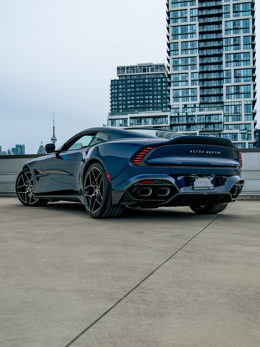 RPMvisualss's tweet photo. Aston Martin Vanquish https://t.co/fV9KyyLiv6