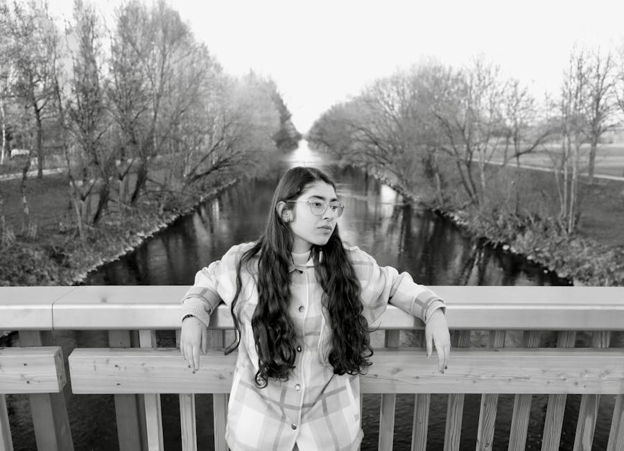 KennethMen6o's tweet photo. فقط حينها مع الليل. ندرك أن الاشتياق يمنح الليالي نسيم shirley nylen💔 https://t.co/VzaadkNk2t