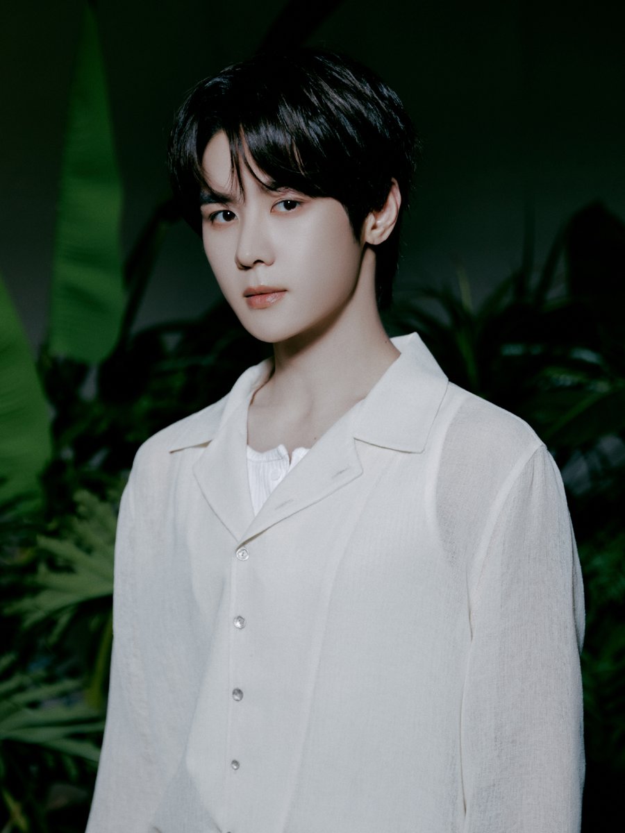 NCTsmtown's tweet photo. NCT 10TH ANNIVERSARY [NCT 2026] EXHIBITION : NEO DIMENSION #TEN #KUN #CHENLE

자세한 전시 안내는 공식 계정에서 확인해보세요 
X @NCTNEODIMENSION
Instagram https://t.co/30HbgvfMZQ
TikTok https://t.co/7daQN6SbVk

EVERYTHING, ALL AT ONCE, NEO
https://t.co/9i4m2vytlh 

#NCT #NEODIMENSION
#NCT_10TH_ANNIVERSARY