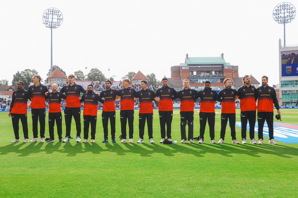 leicsccc's tweet photo. Sunday wasn’t the result any of us wanted, but this group gave us, and the whole county, so much to be proud of.

Not just on the day, but throughout an incredible Metro Bank One Day Cup campaign.

Proud of this team. ❤️🖤 https://t.co/m6vC9UaJhN
