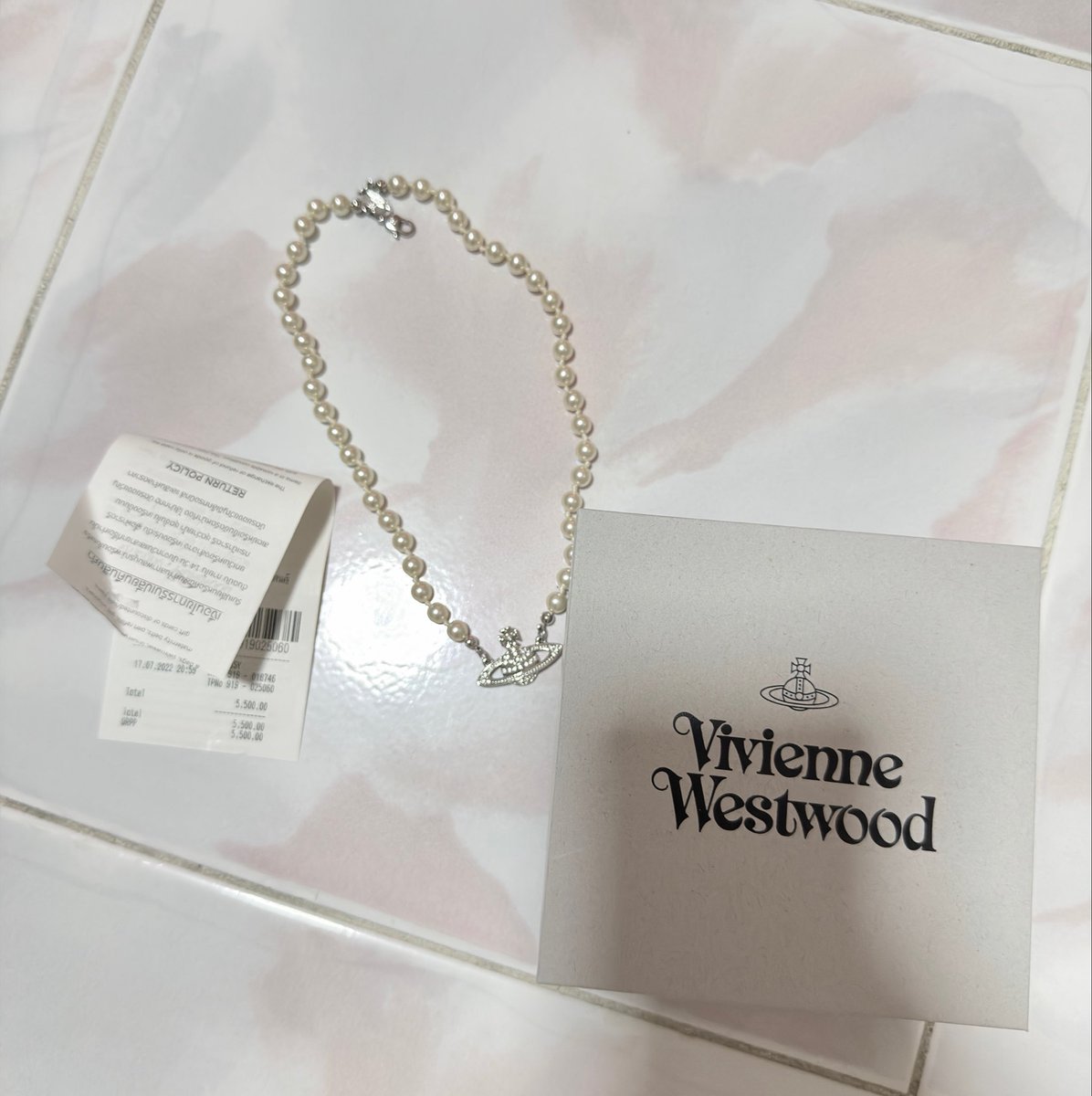 apknshop's tweet photo. ปล่อยต่อสร้อย Vivienne Westwood
ออก shop central embassy 
Price : 4,500 รวมส่งให้ค่ะ

#viviennewestwood #viviennewestwoodthailand https://t.co/OYYZQPpOJZ