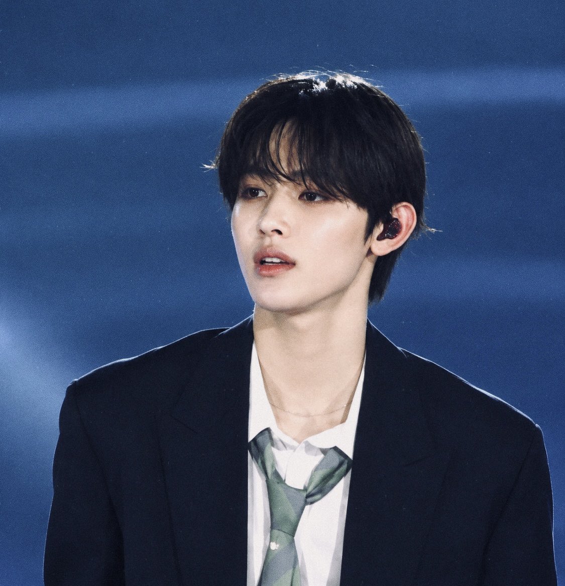 23moroll's tweet photo. HELLO???? SEONGHYEON????? 😭😭 https://t.co/UWioh7iYnE