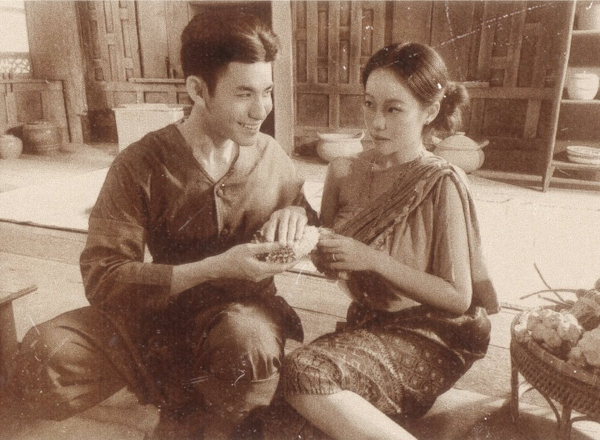 kerdomundi's tweet photo. คู่กันแล้วไม่แคล้วกัน ชาติที่แล้วไอ้จ้อย เอ้ย! คุณนอร์ทเคยมาทาบทามน้องไนน์ไว้กับคุณหญิงแสงแดด มีแต่ตัวกับใจและพวงมาลัยหนึ่งพวง ดิฉันเห็นถึงความตั้งใจมาก ชาตินี้เลยปล่อยให้ตามมารักมาดูแลลูกอีก (แต่ไม่รู้จะได้อยู่ด้วยกันอีกนานมั้ย😔) เอาใจช่วยพี่นอร์ทน้องไนน์กันด้วยนะคะ✌🏻

MR FANBOY Q48
#ปิดกล้องรักสุดใจนายแฟนบอย
